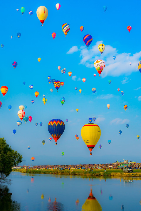 colorful ballooning