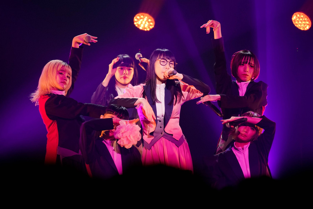 BiSH LiFE is COMEDY TOUR