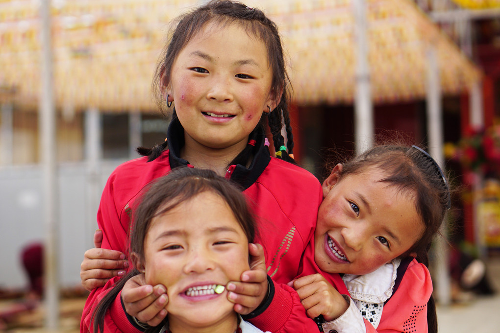 チベットの子どもたち
