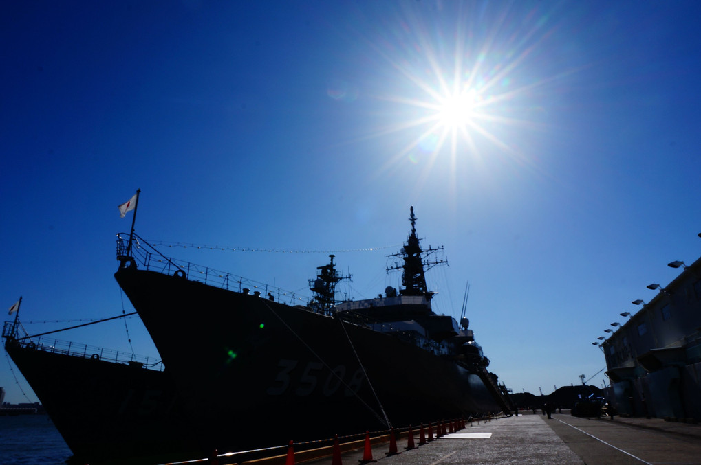 護衛艦　かしま・あさぎり