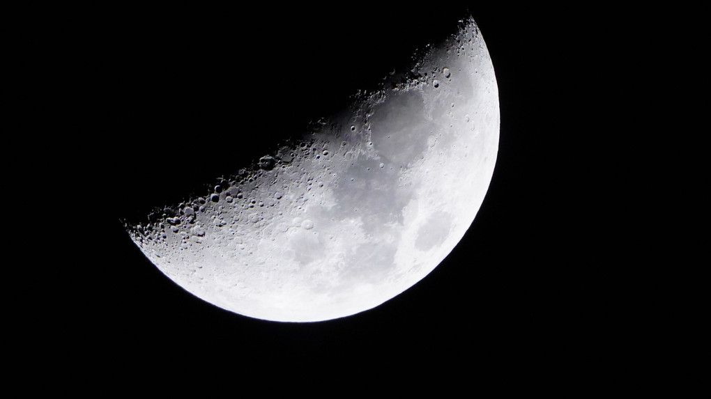 月面クレーターX:LOVE💛2400～3600mm相当/上弦の月