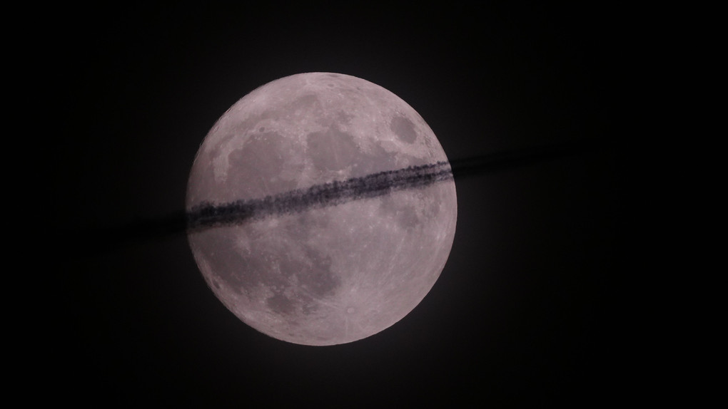 スーパームーン～ブルームーン満月に願いを込めて、飛行機コラボに大感動