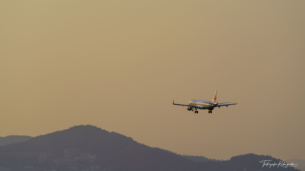 夕暮れの空港