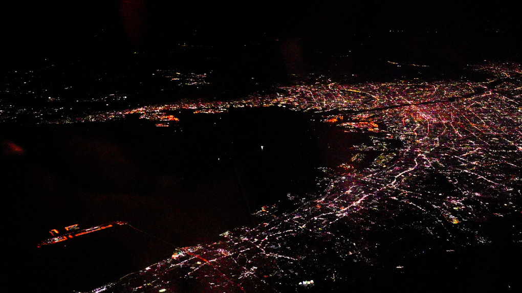 夜間飛行、大阪上空