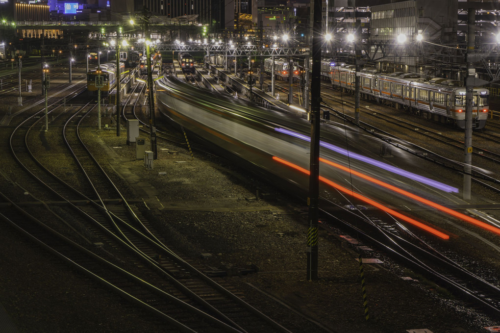 鉄道夜景を撮る