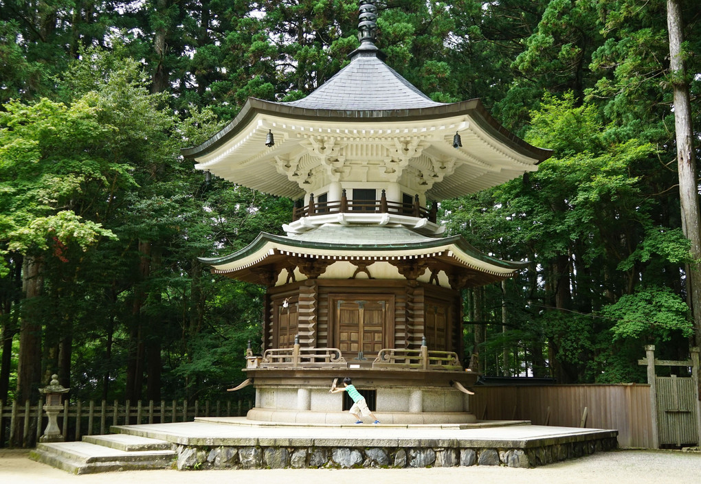 高野山　壇上伽藍で過ごした夏