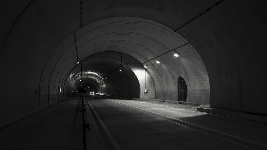 TUNNEL (Nightlight ⅱ)