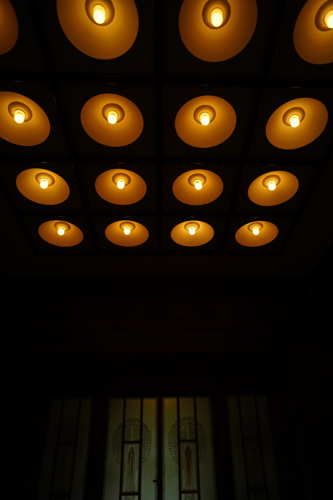 時を見つめてきた灯り ～旧朝香宮邸にて２～