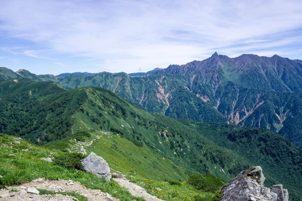 美しき稜線「新穂高温泉～鏡平～弓折岳～抜戸岳」