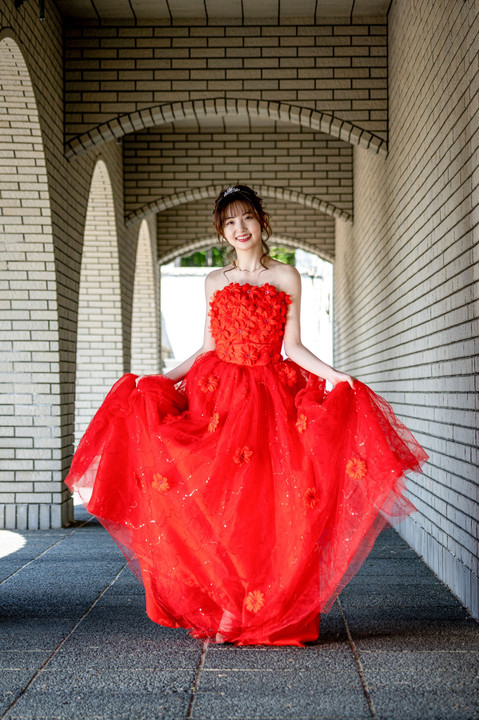 真っ赤なドレス