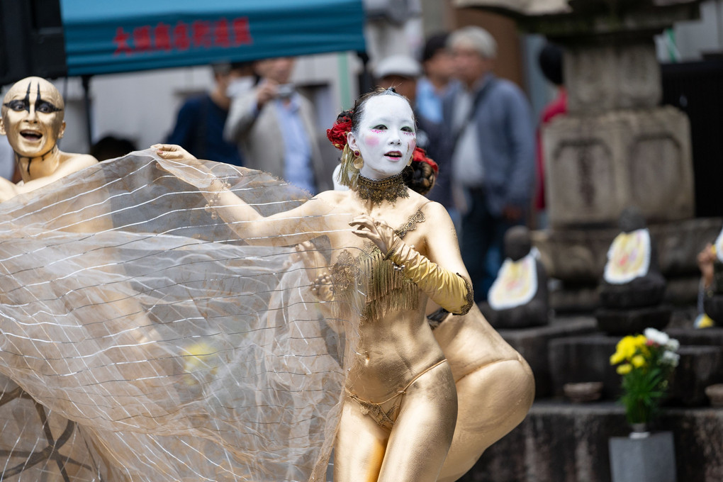 第42回大須大道町人祭 ～金粉ショウ～