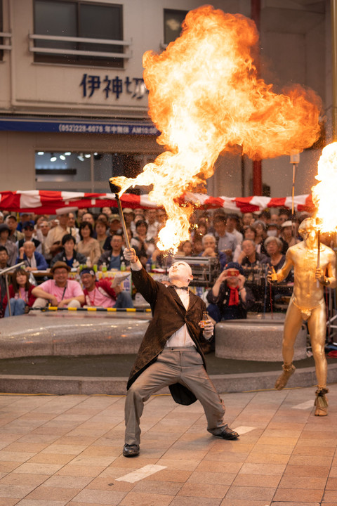 第42回大須大道町人祭 ～金粉ショウ～