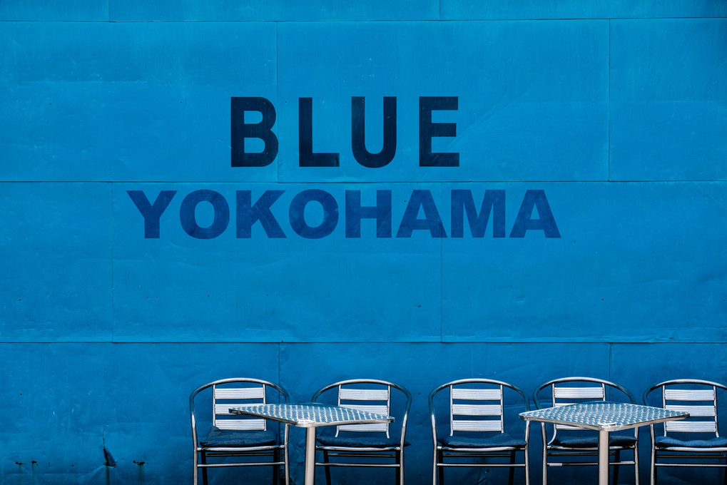 BLUE YOKOHAMA (組写真）