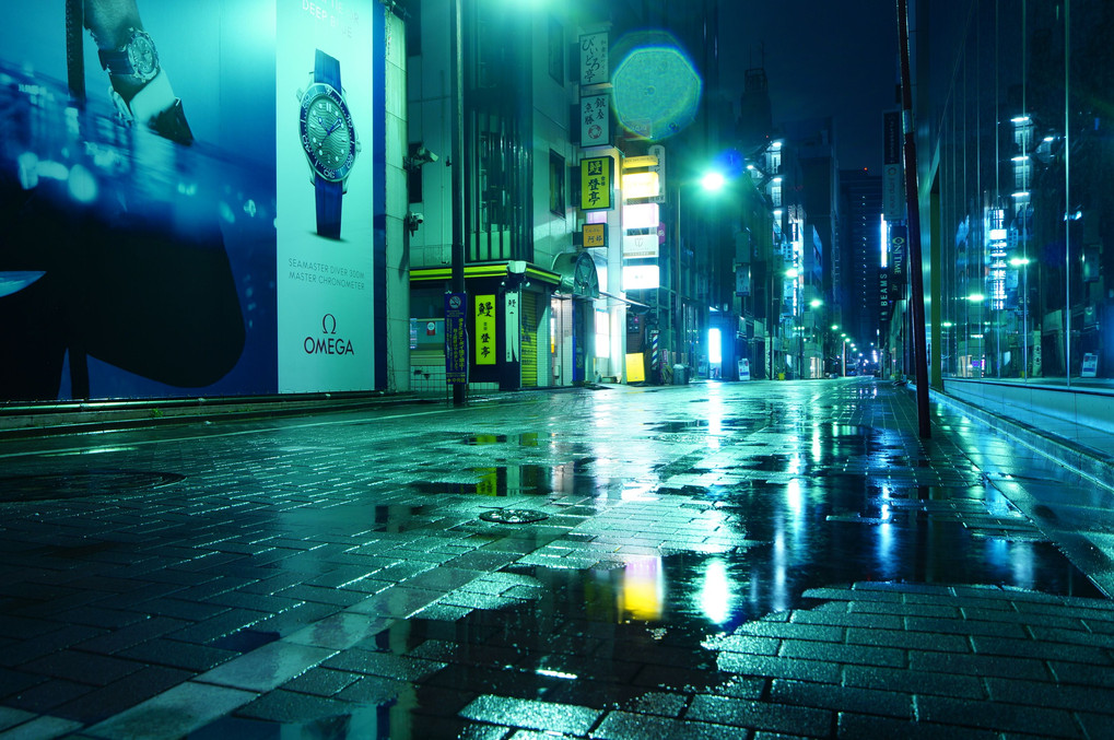 東京は雨だから。