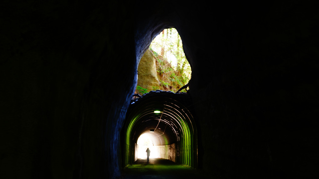 ２階建てトンネル　　共栄・向山トンネル