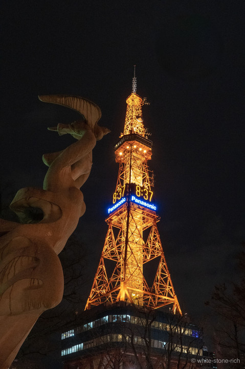 札幌テレビ塔と希望の像