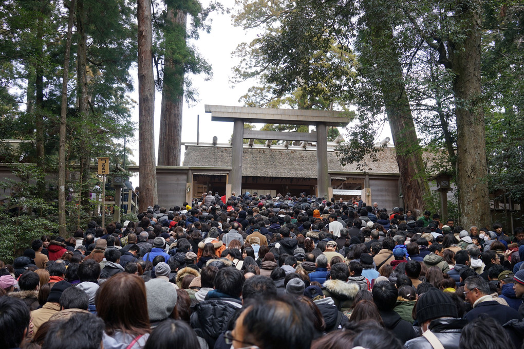 「建国記念の日」の伊勢神宮