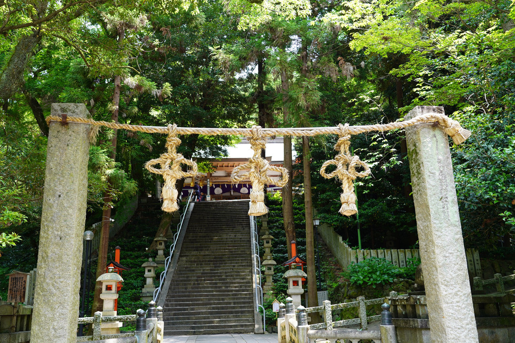 神社の…結界