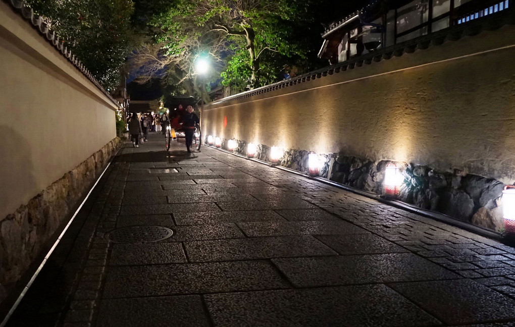 京都東山花灯路が開幕です