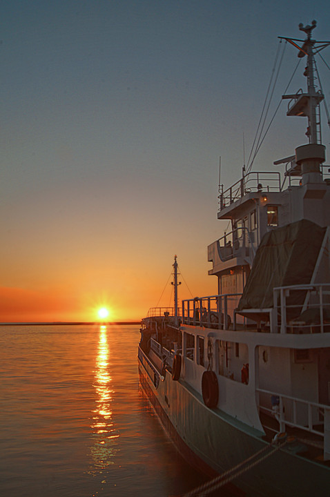 港の夕日
