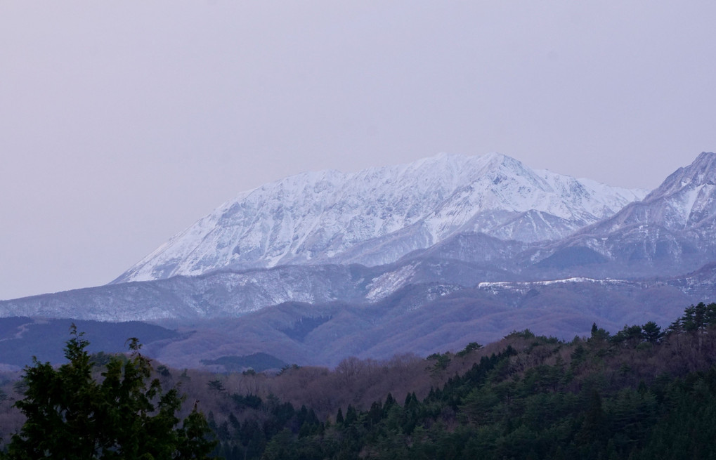 日暮れ前の大山