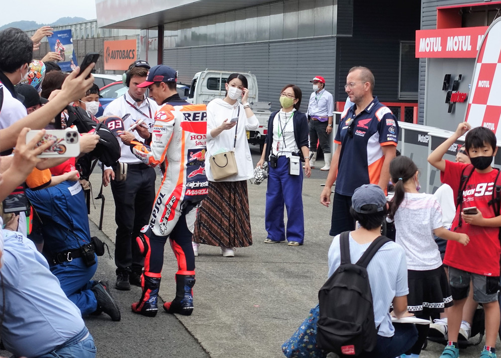 コニーのMOTO　GP観戦　初日フライデー後編