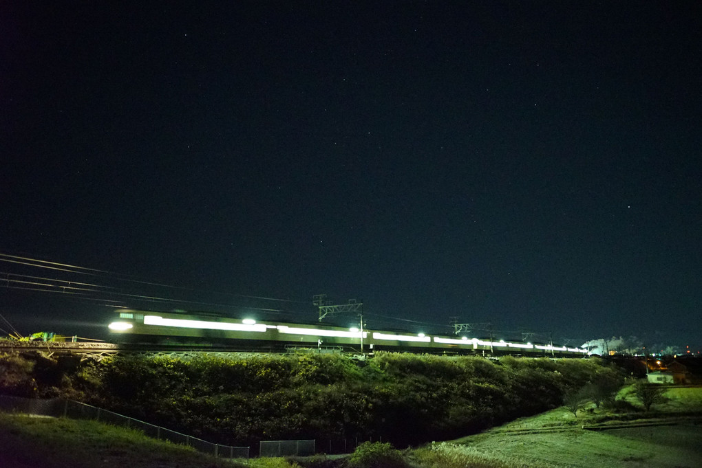 夜汽車と星空