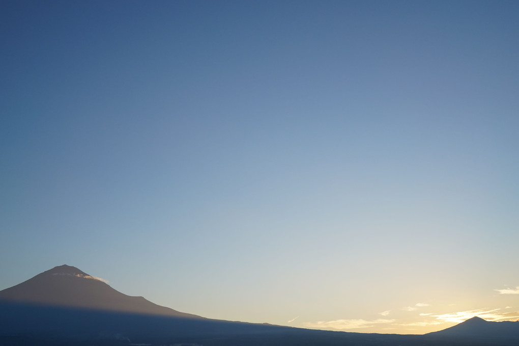 夜明け富士山～夏山シーズン終了