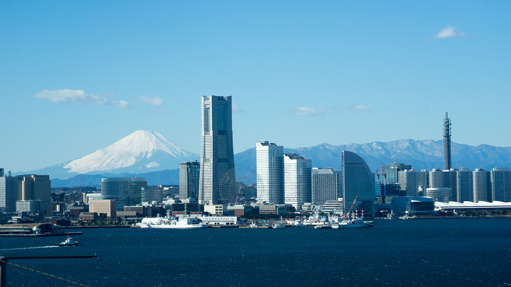 みなとみらい横浜と富士山