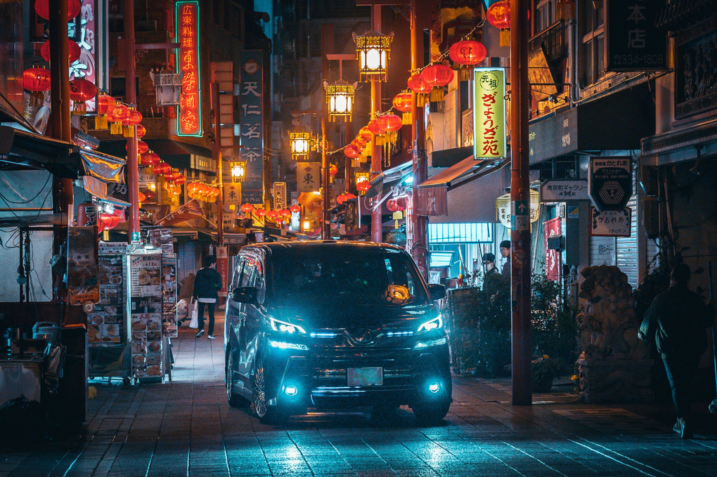 夜の神戸南京街