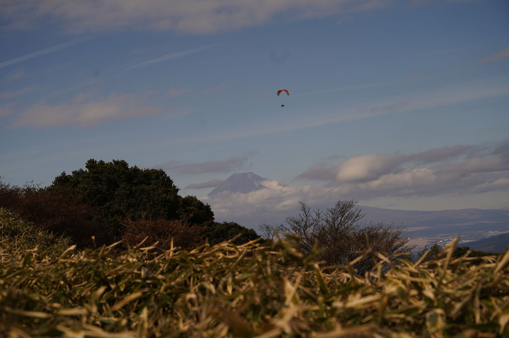 富士にパラグライダー