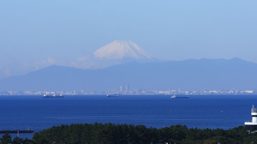 秋晴れ富士山と東京湾
