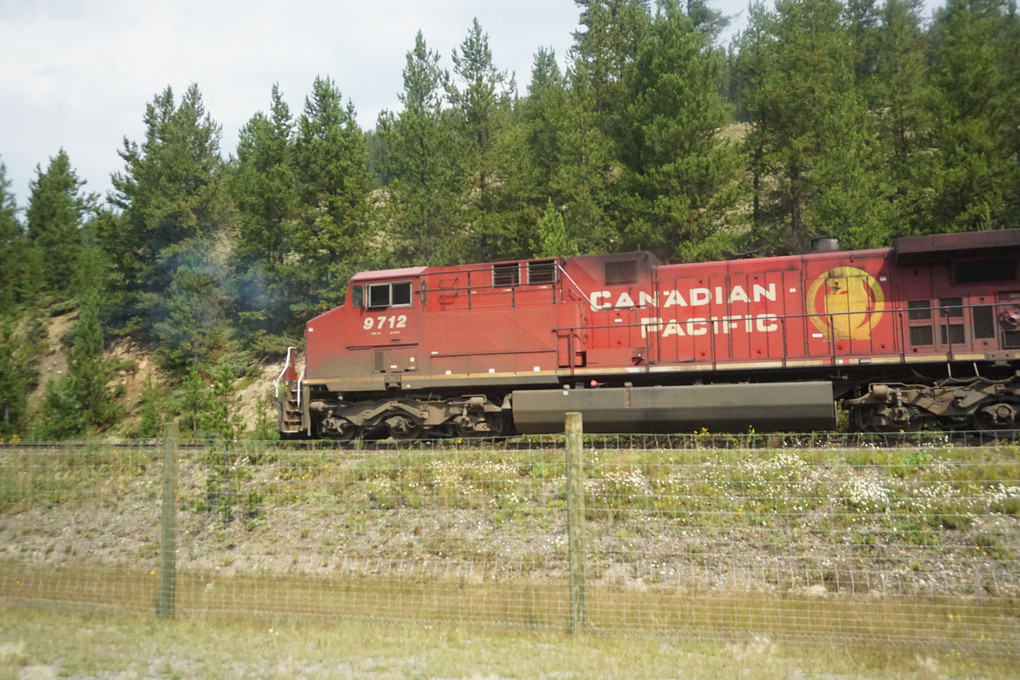 カナダ 貨物列車・機関車