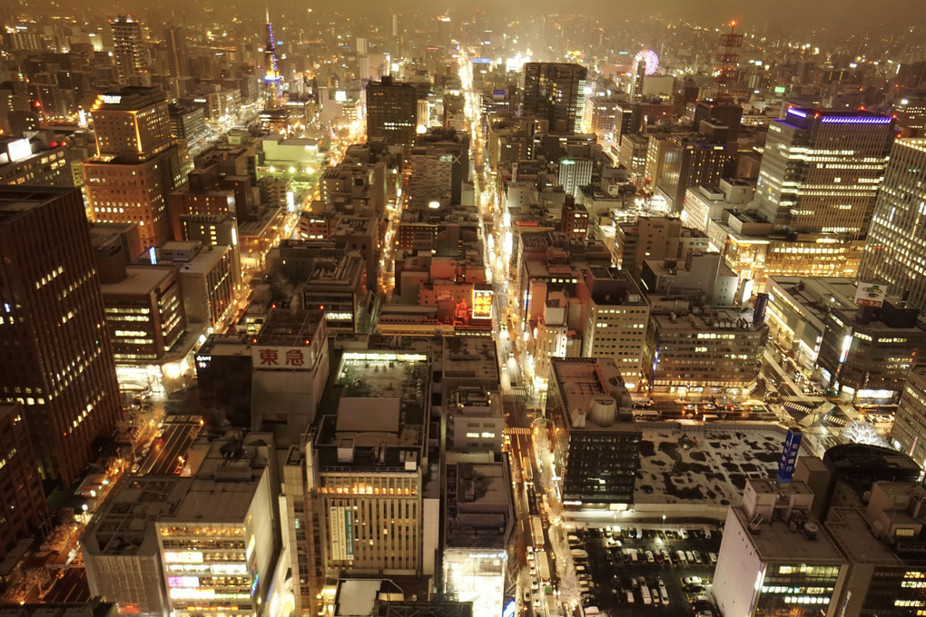 αcafe 体験会　はじめての一眼　〜JRタワーで札幌の夜景を手持ちで印象的に撮る〜