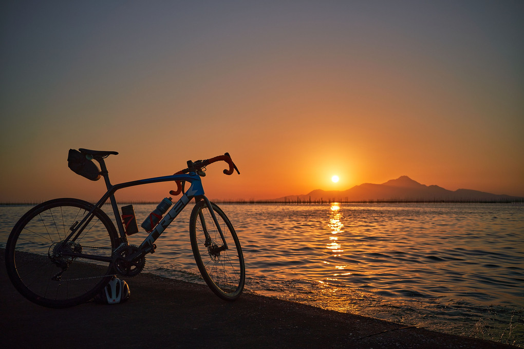 Sunset over Shimabara with a road bike