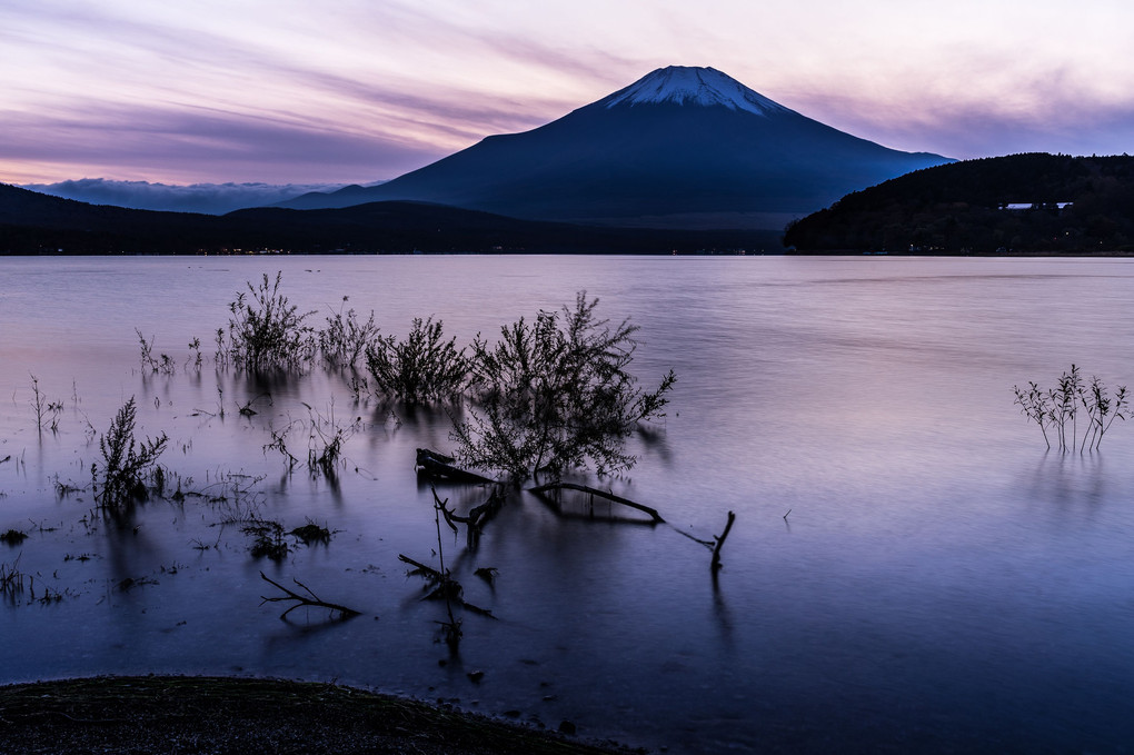 静寂の山中湖