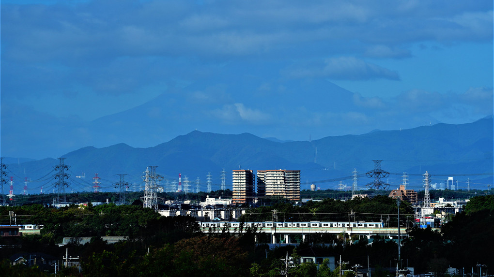昨日，富士山 うっすら見えました🗻
