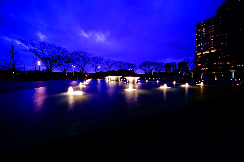 "講師と行く 夕暮れの和田倉噴水を撮る" ギャラリー参加させて頂きました ♬