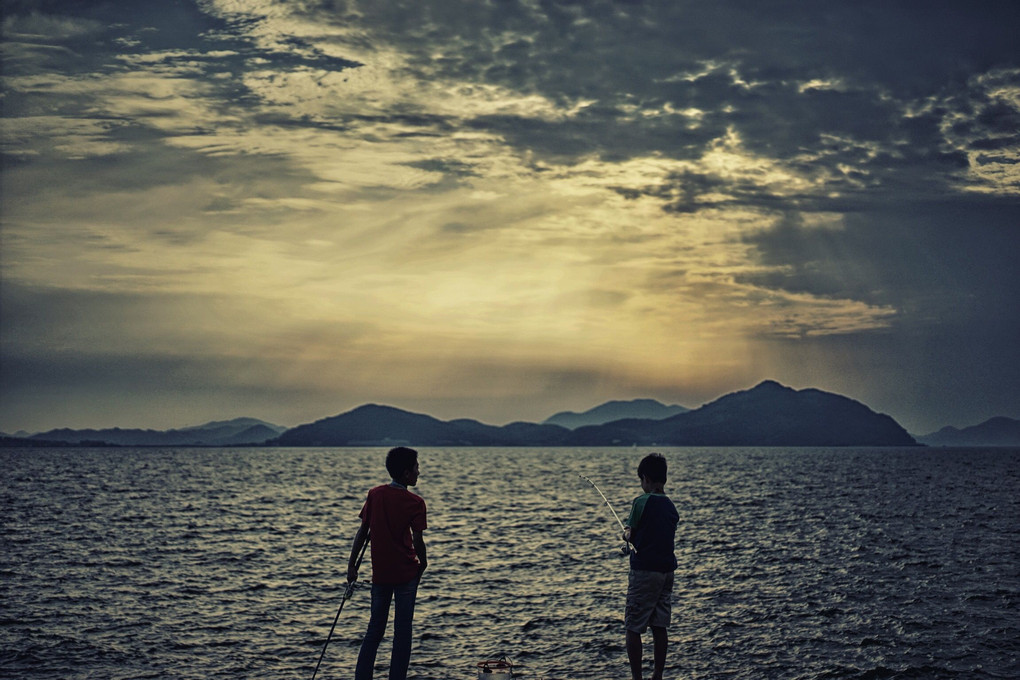 海と少年