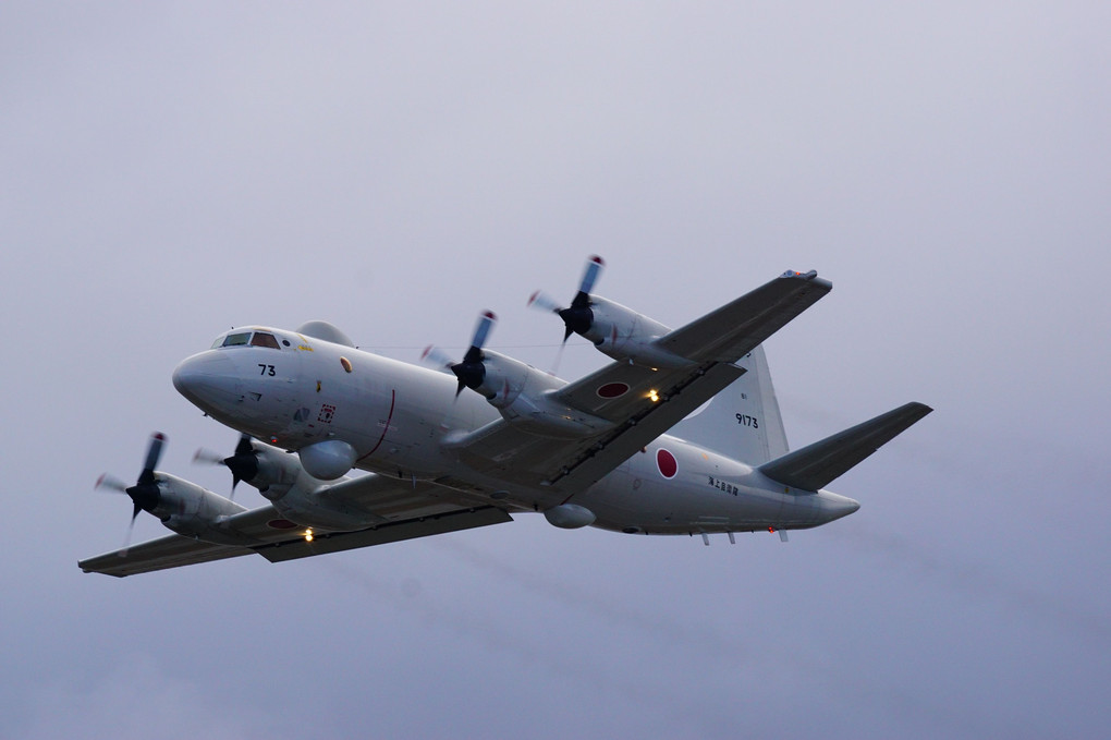 平日の岩国基地