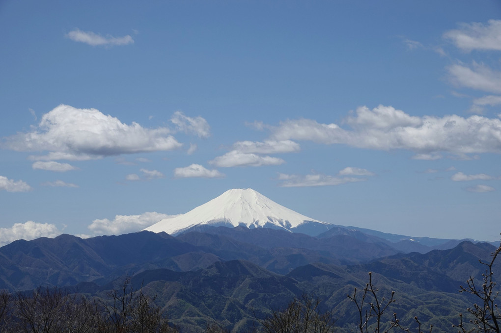 しばしお休みください。今年は遠くから見つめます。今夏の富士山閉鎖決定。
