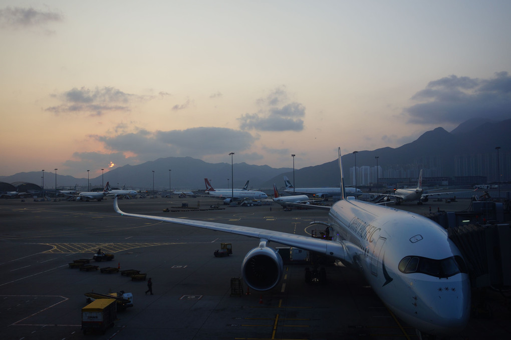 明け方の香港機場