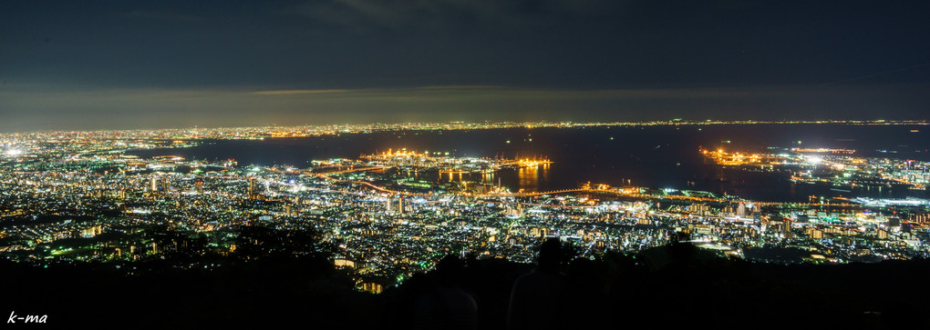 神戸の夜景を眺めて