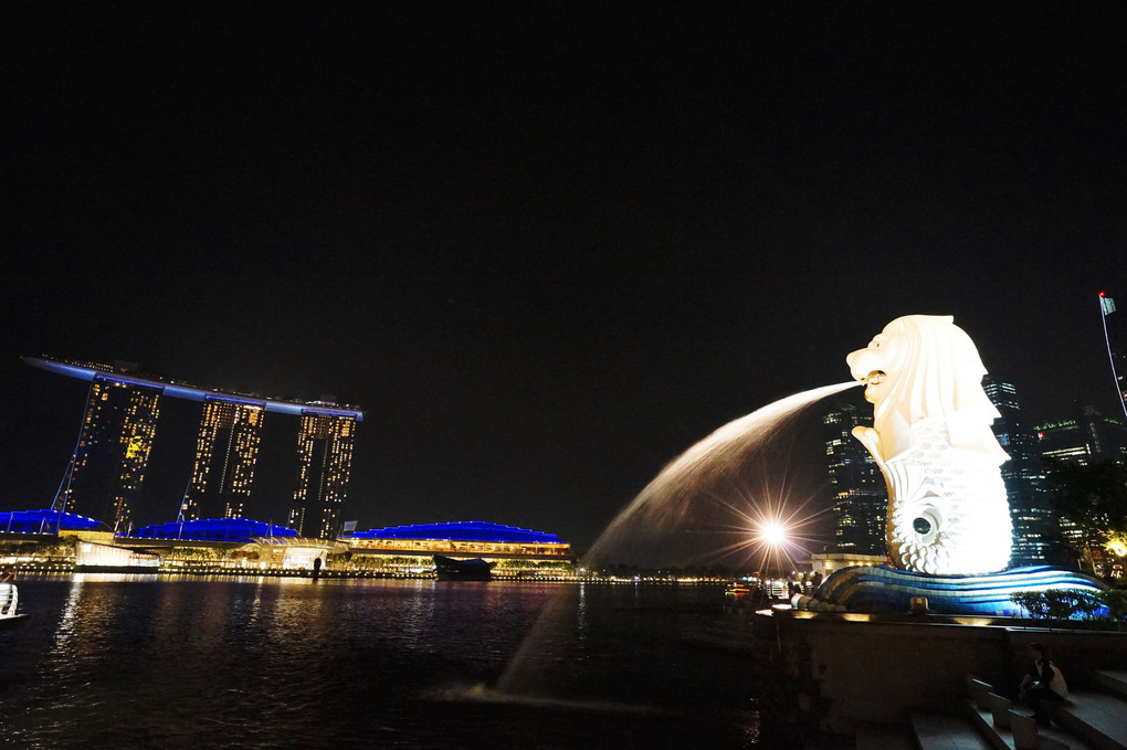 シンガポール　マリーナ地区夜景