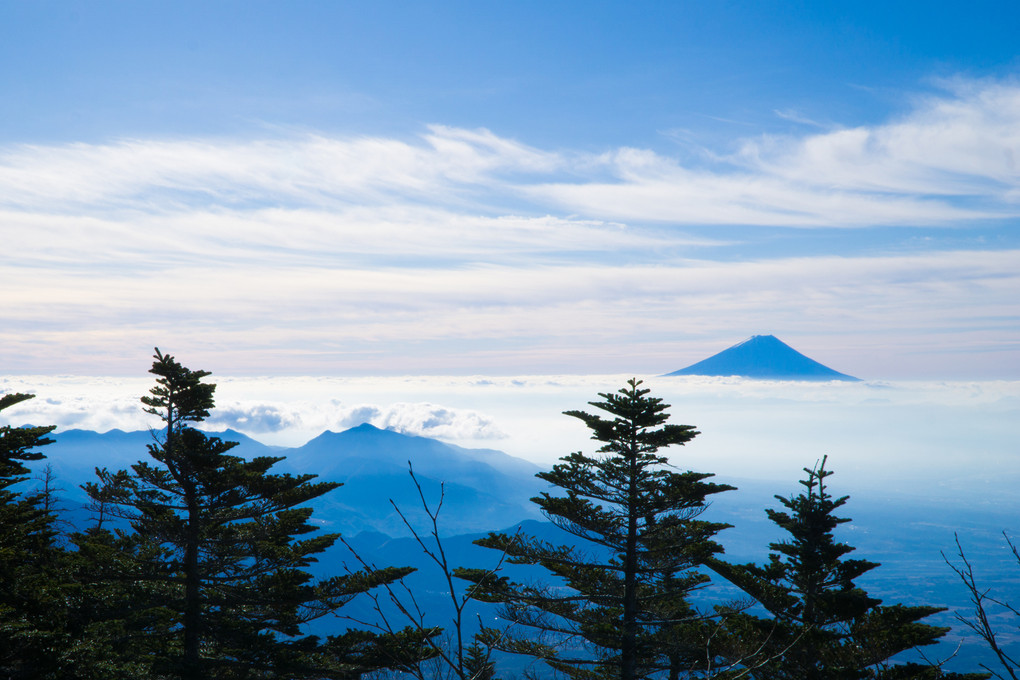 南八ヶ岳からの富士山　20151103