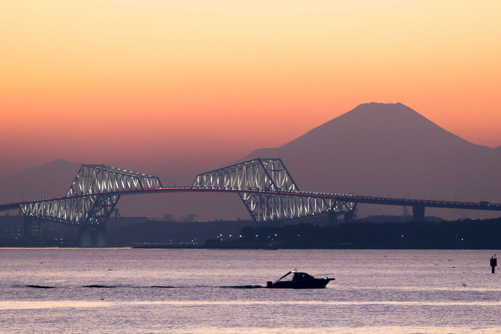 東京ゲートブリッジと富士山②