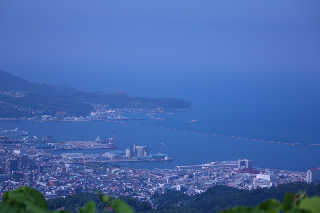 空と海と