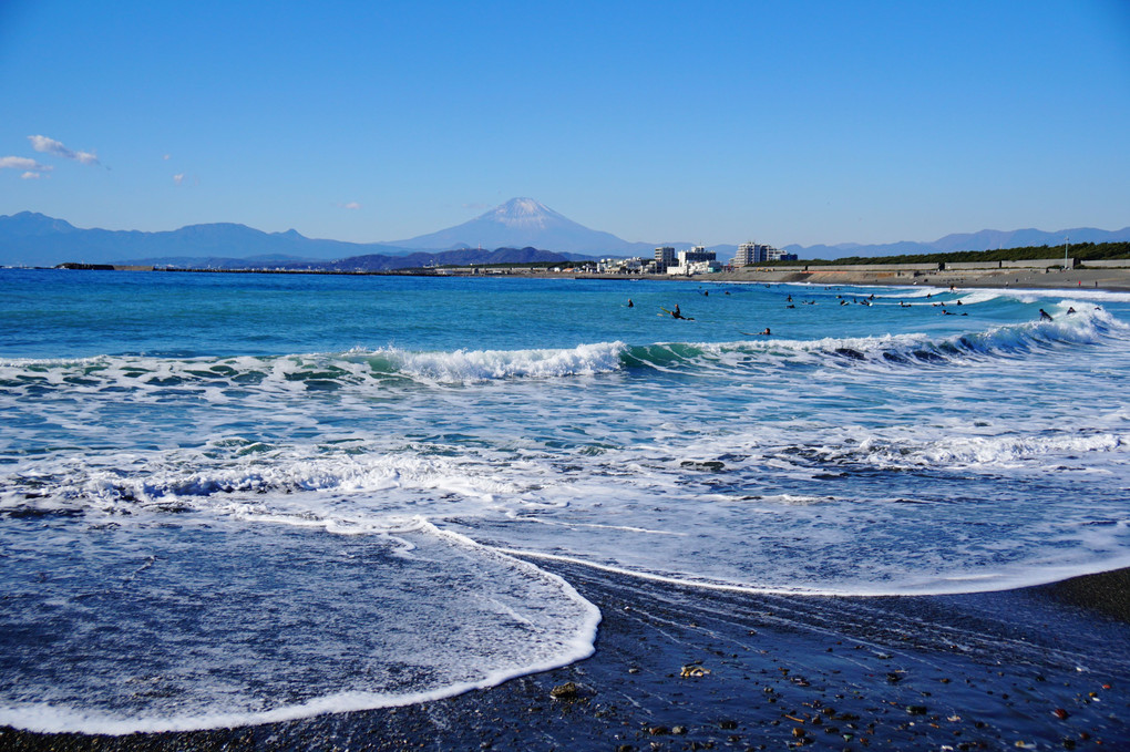 富士山の大きく見える海岸