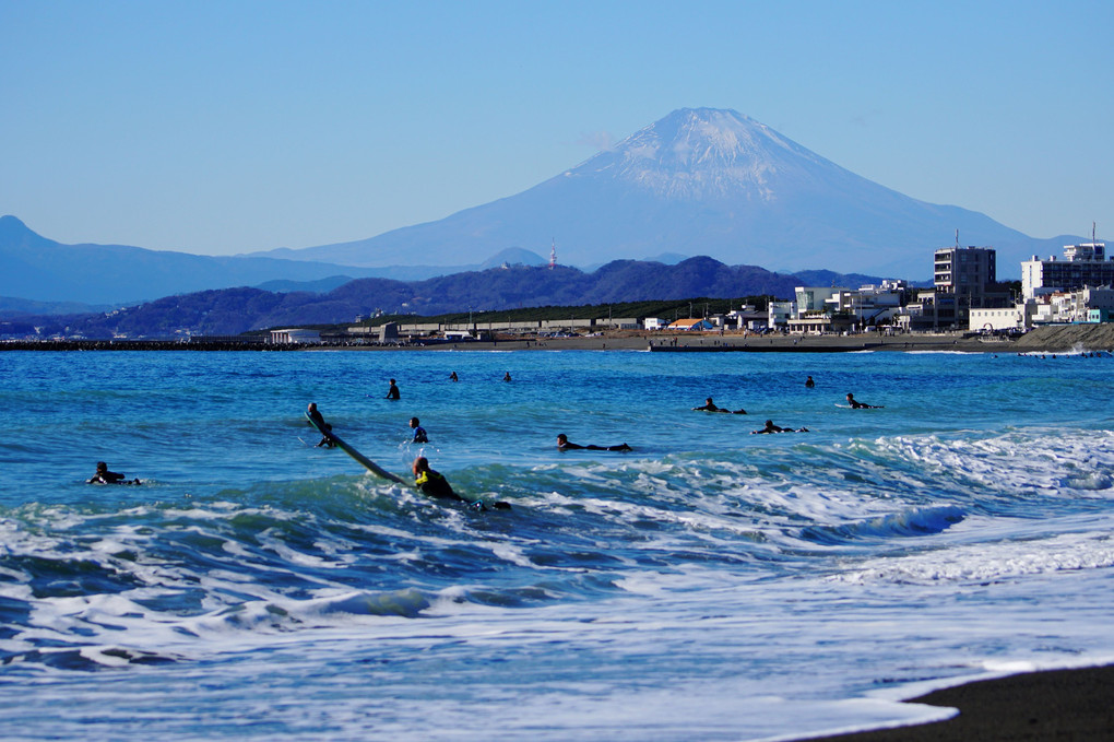 富士山の大きく見える海岸