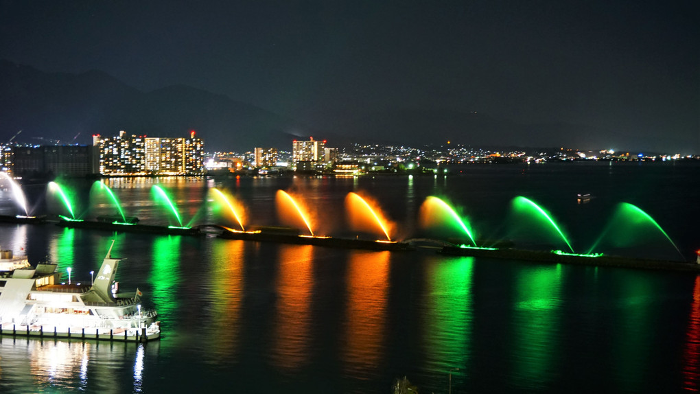 琵琶湖のカラー噴水Ⅱ